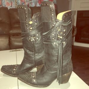 Corral Black Leather Cowboy Boots